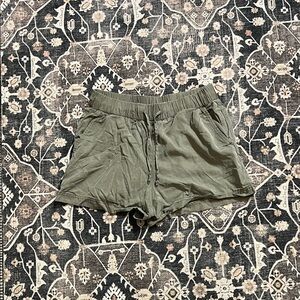 Women’s Banana Republic Short